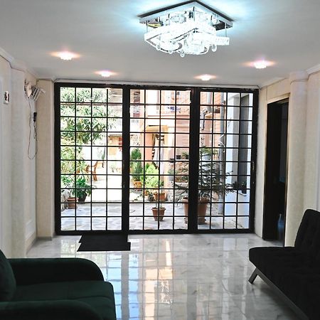 Jerusalem Merkaz Hotel Кутаїсі Екстер'єр фото