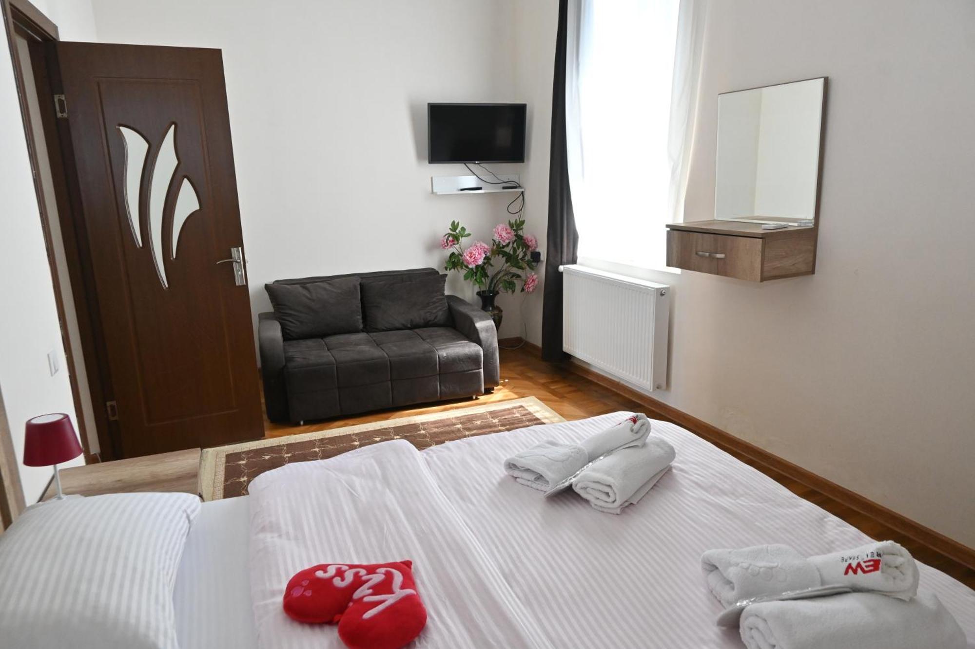 Jerusalem Merkaz Hotel Кутаїсі Екстер'єр фото