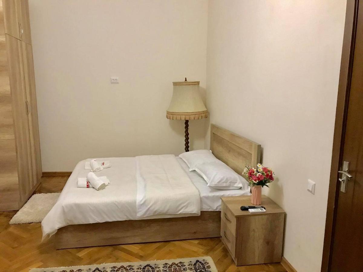 Jerusalem Merkaz Hotel Кутаїсі Екстер'єр фото